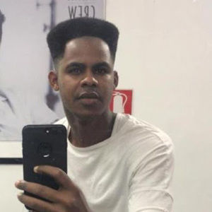 Meet your Posher, Héctor elyabo